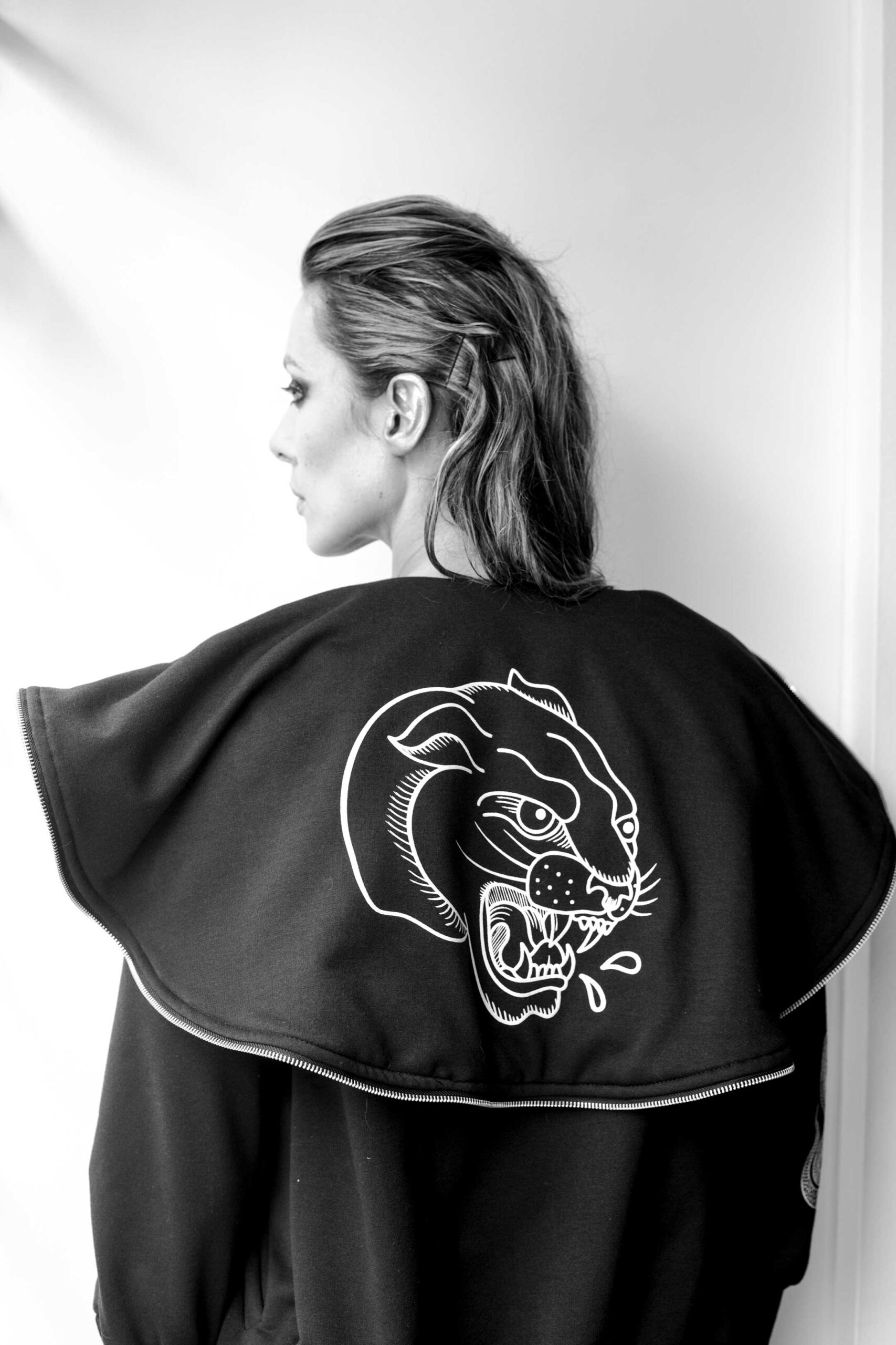 wild-hoodie-panther