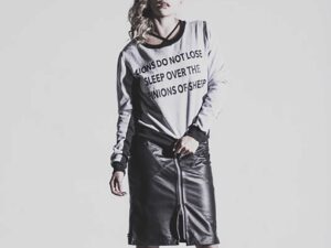 Hoddie "Lions do not lose sleep over the opinions of sheep" (Gray)
