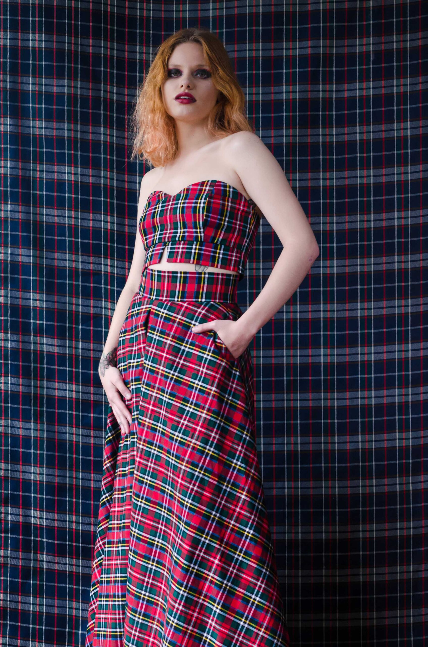 queen-scottish-skirt-2