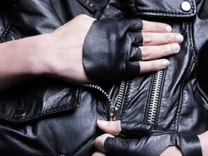 Full heart gloves