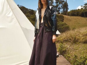 METALLIC WINDBREAK