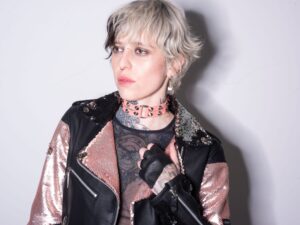 SALMON DOUBLE ROCKER CHOKER