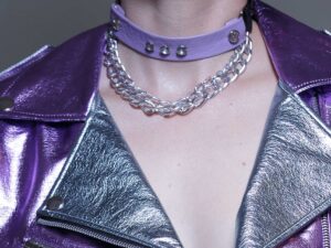 LILAC LEATHER CHOKER