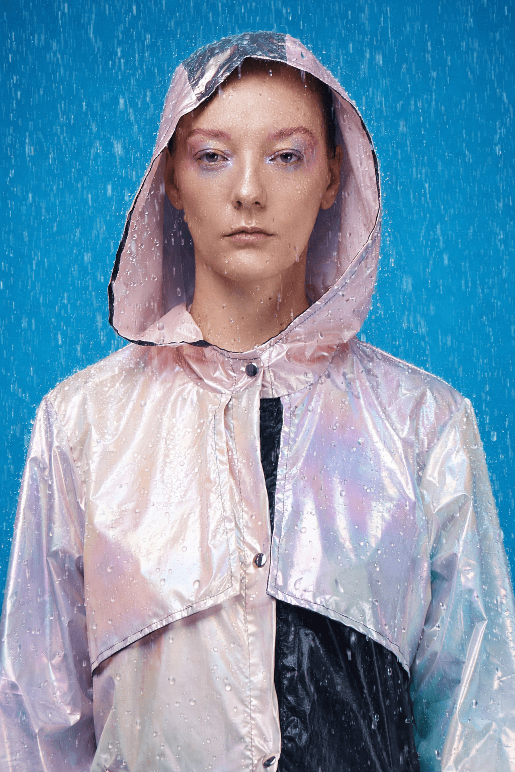 metallic-raincoat-pink-hood-2