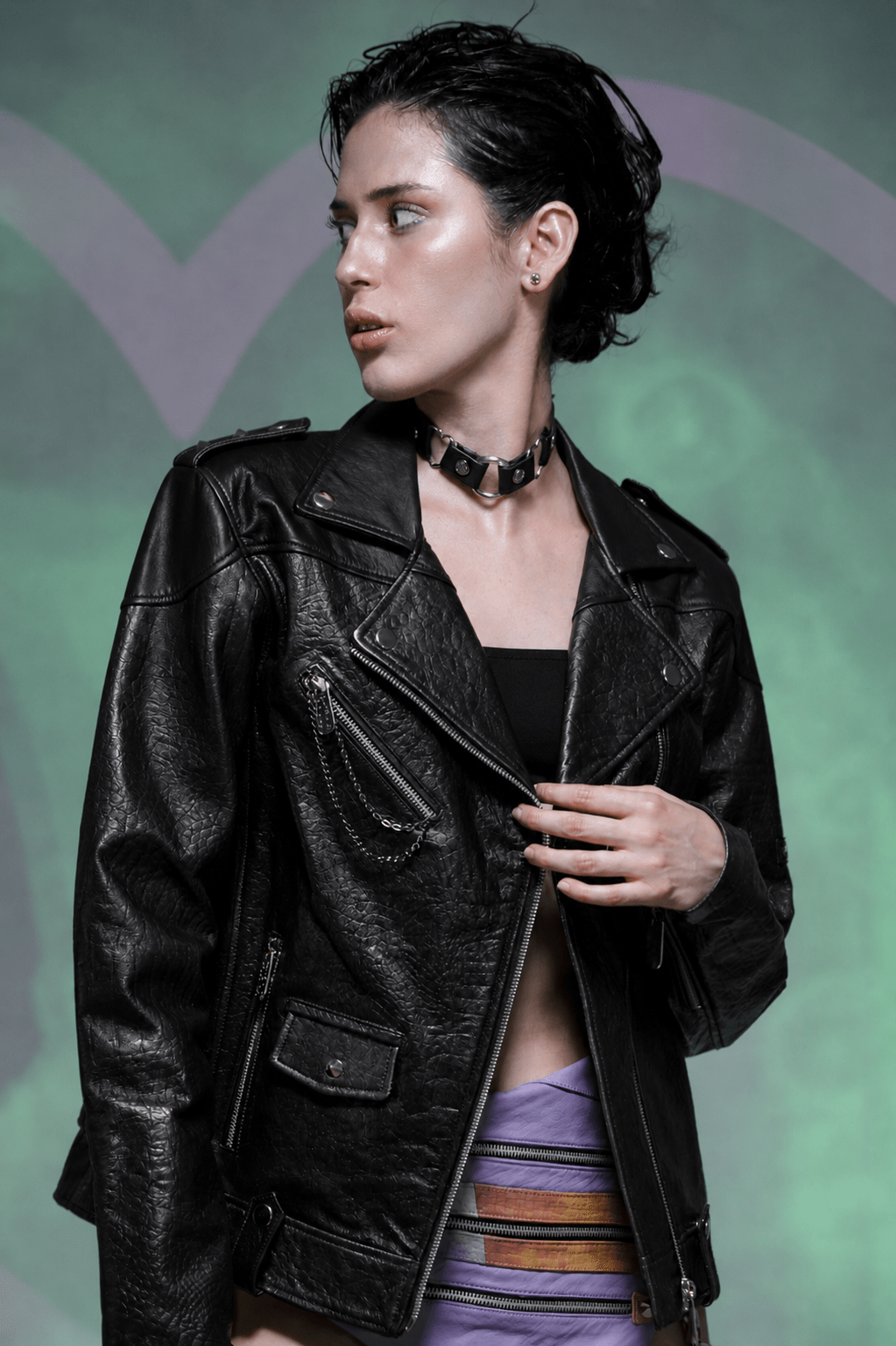 noir-riot-chaqueta-biker-unisex-en-cuero-cuero-vegano-made-to-order-handmade-ducky-black-outerwear