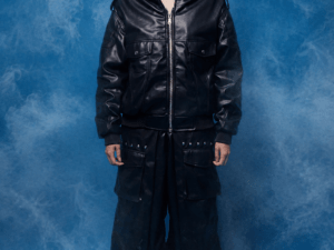 BOMBER JACKET