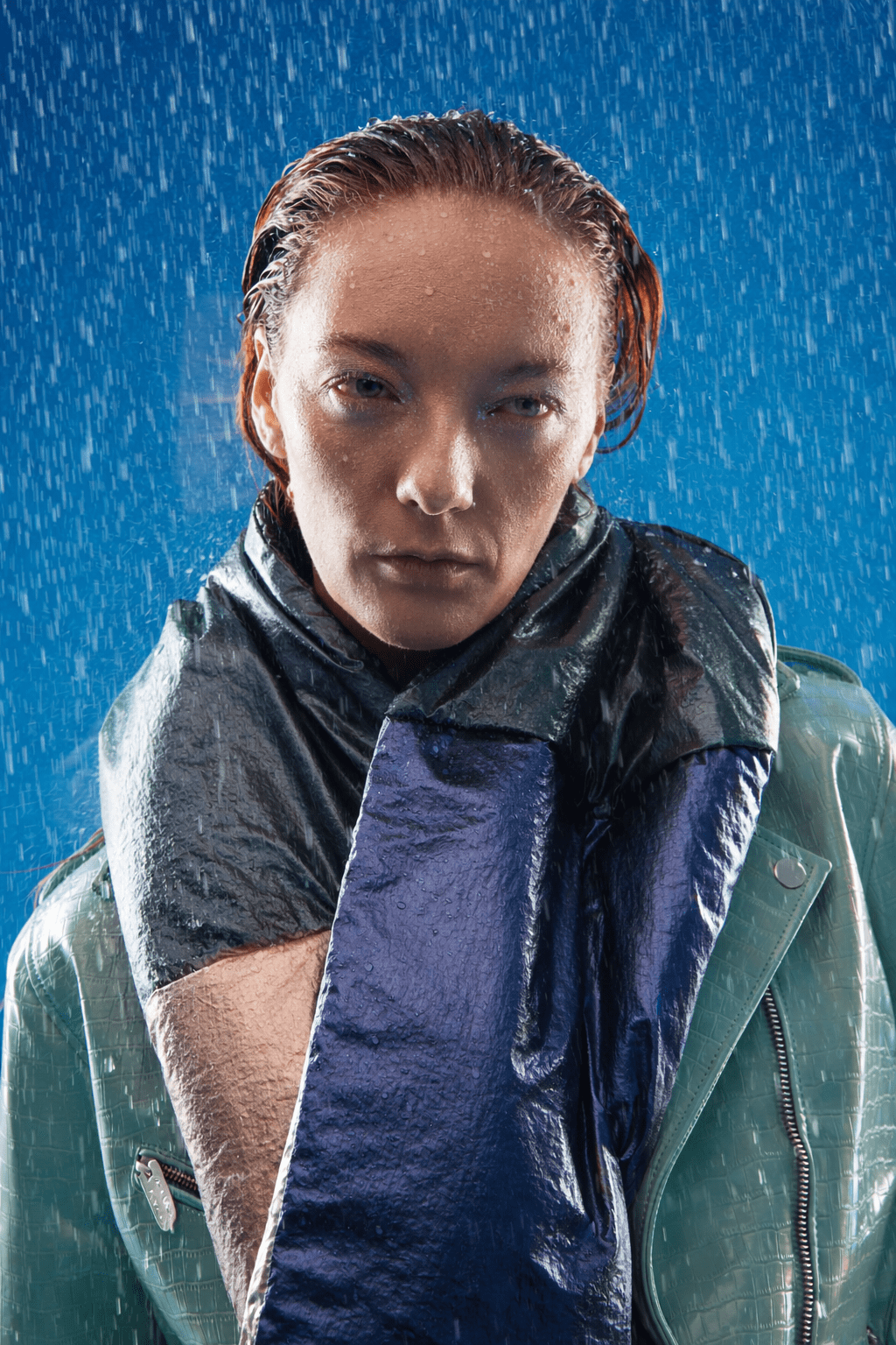 metal-rain-scarf-bufanda-impermeable-acolchada-unisex