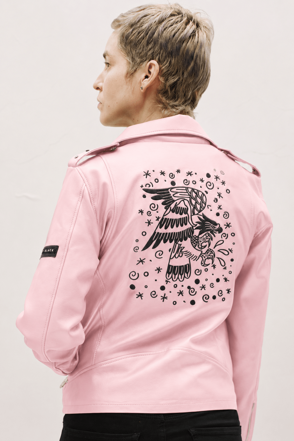 pink-eagle-chaqueta-biker-unisex-bordada-handmade-ducky-black-outerwear