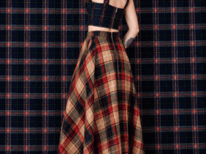 Bone Queen Skirt | Falda Cintura Alta para Mujer con Estilo Rock Chic | Ducky Black