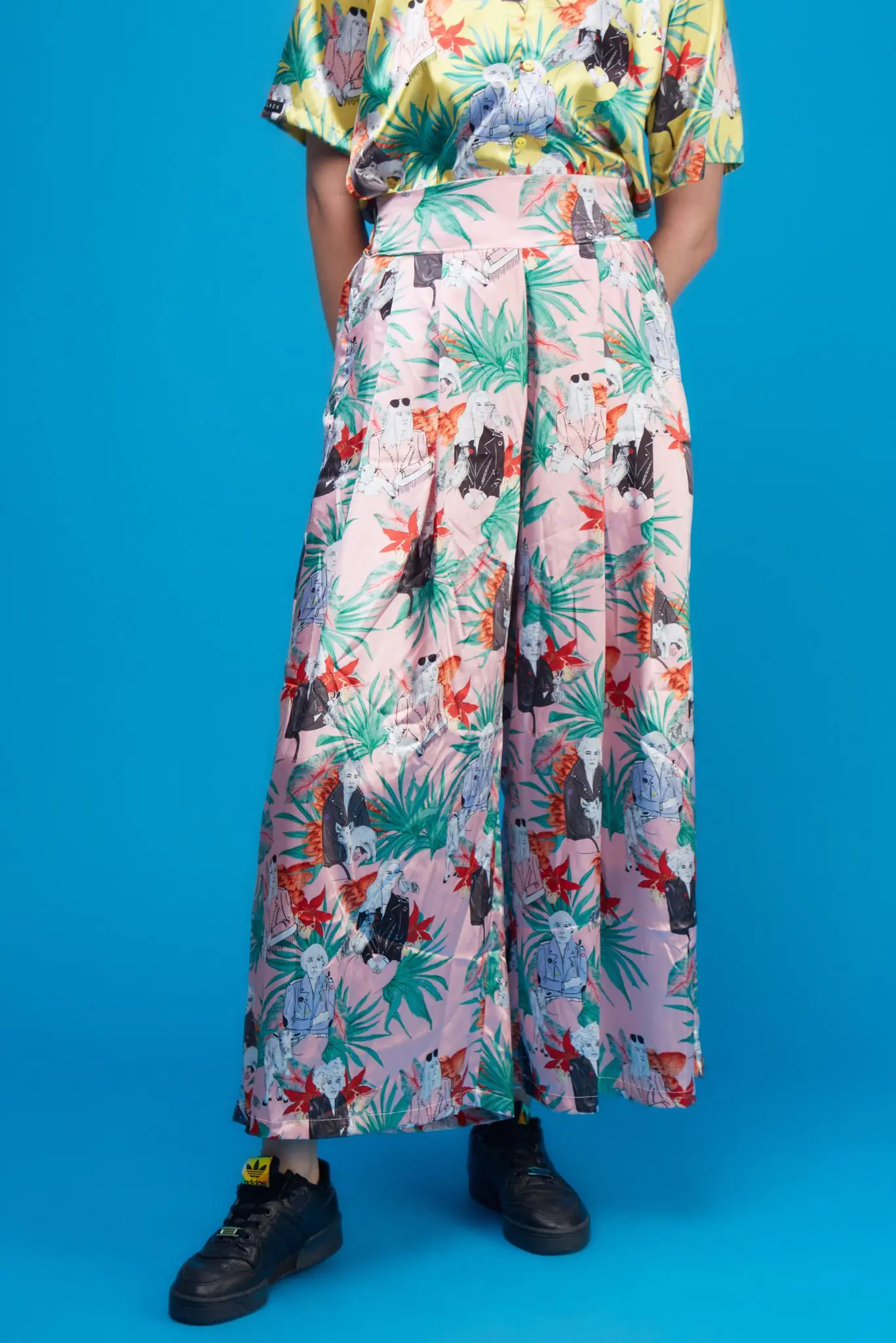 María Mercedes Carranza | Pantalón  | Ducky Black - Imagen 5